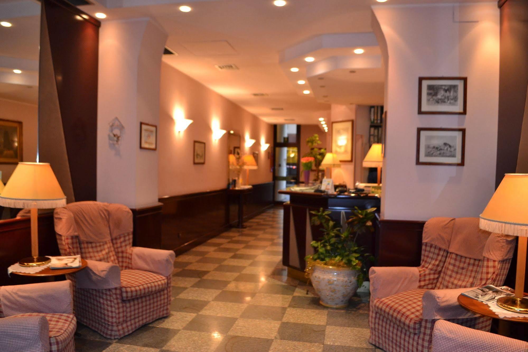 Buenos Aires Hotel Milão Exterior foto