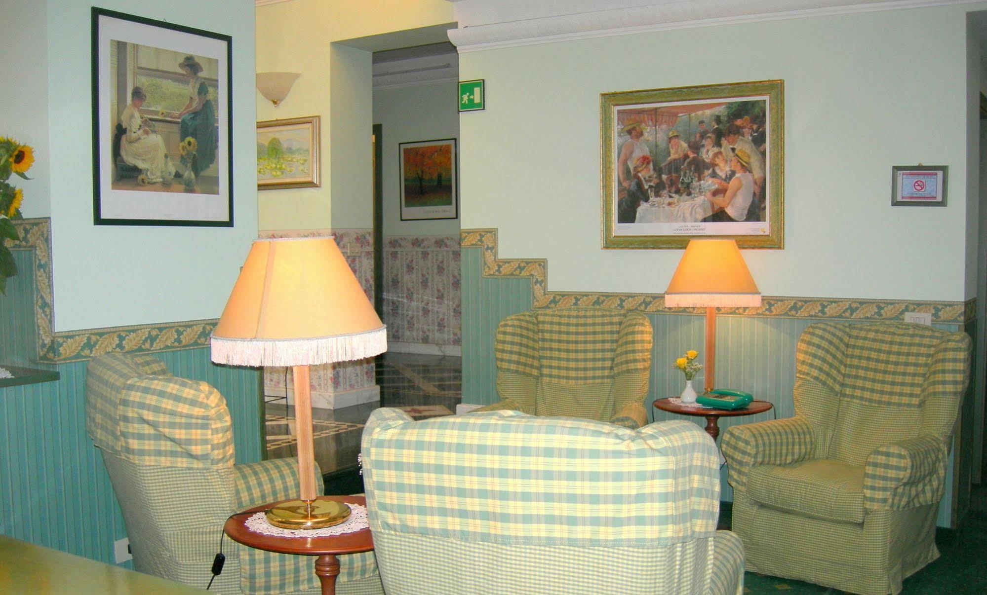 Buenos Aires Hotel Milão Exterior foto